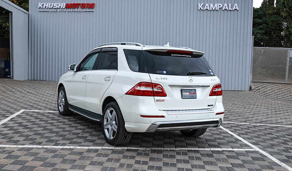2015 Mercedes-Benz ML-Class ML350 image-24