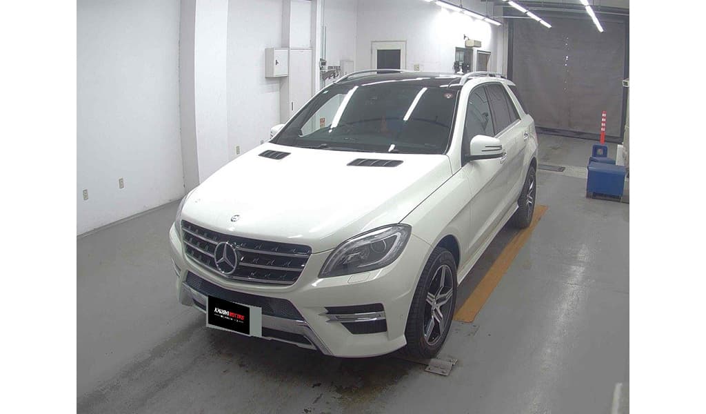 2012 Mercedes-Benz ML-Class ML350 image-3
