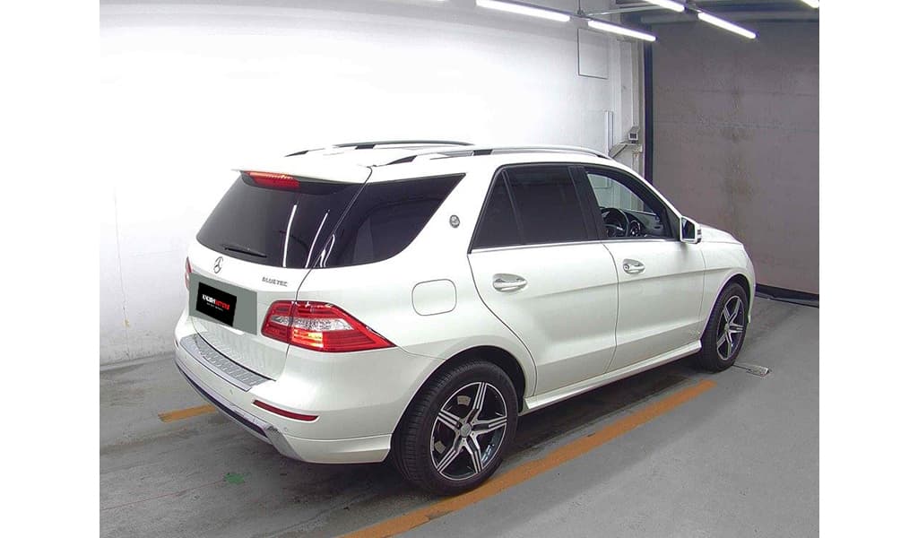 2012 Mercedes-Benz ML-Class ML350 image-5