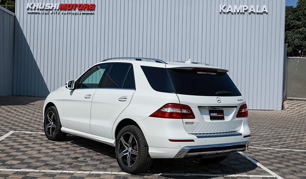 2012 Mercedes-Benz ML-Class ML350 image-10
