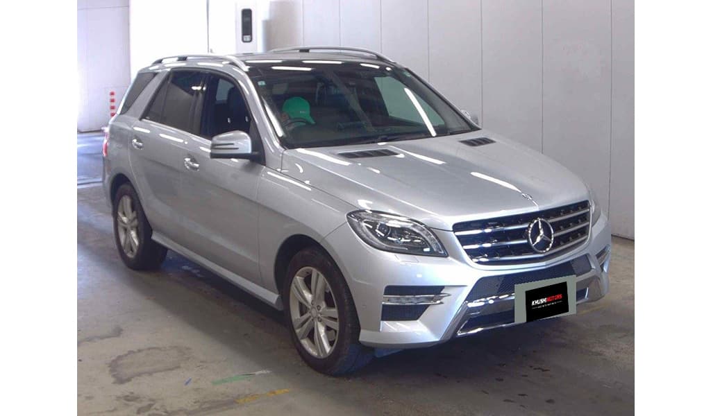 2012 Mercedes-Benz ML-Class ML350 image-2