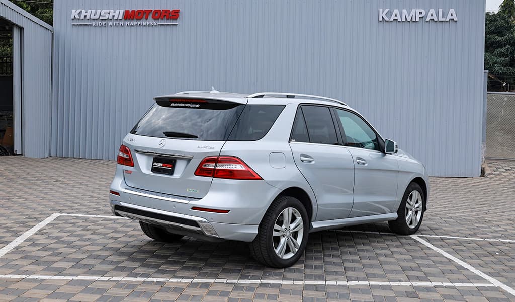 2012 Mercedes-Benz ML-Class ML350 image-11
