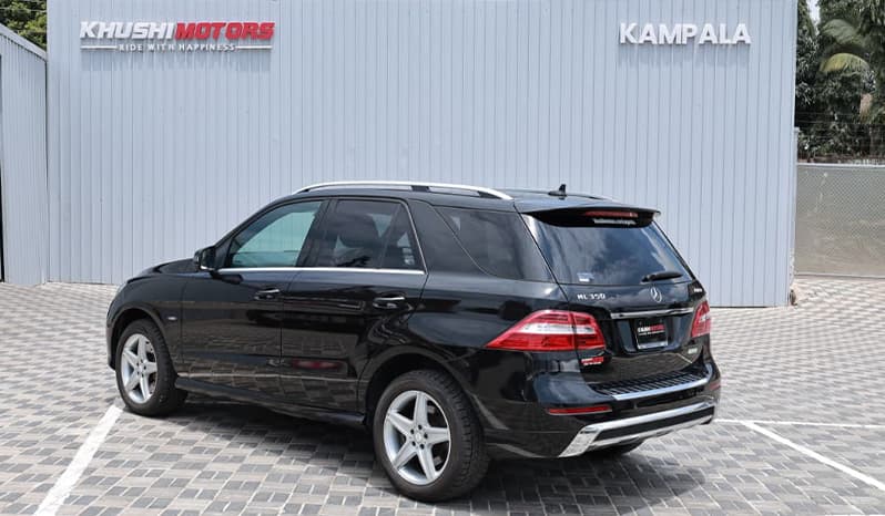 2012 Mercedes-Benz ML-Class ML350 image-4