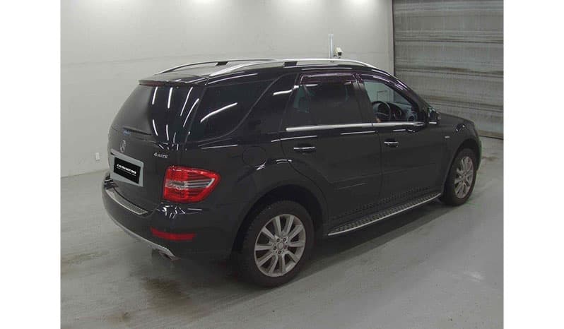 2011 Mercedes-Benz ML-Class ML350 image-3
