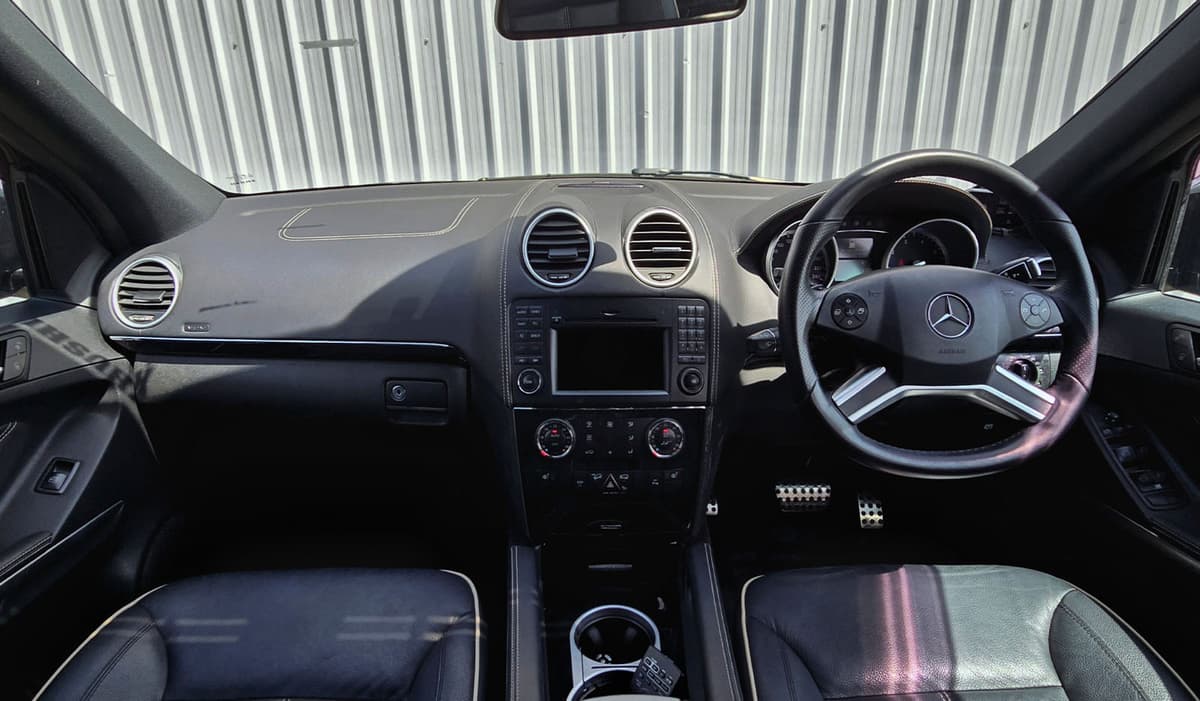 2011 Mercedes-Benz ML-Class ML350 image-9
