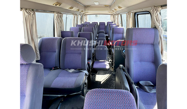 1996 Toyota Civilian Bus image-12