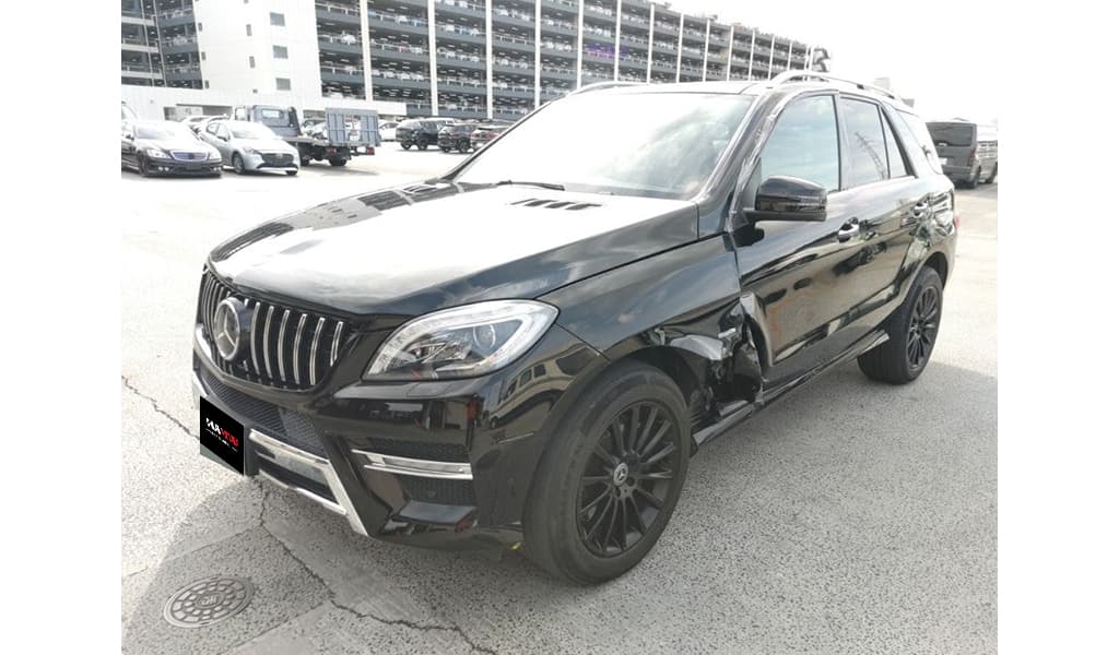 2012 Mercedes-Benz ML-Class 4 Matic Amg Sports package ML350 image-2