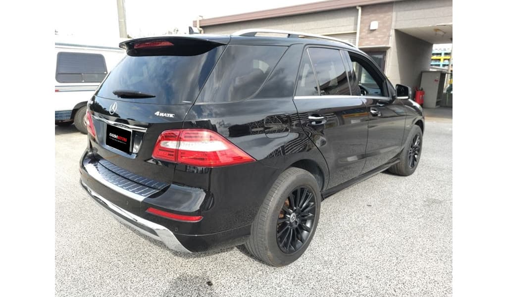 2012 Mercedes-Benz ML-Class 4 Matic Amg Sports package ML350 image-4