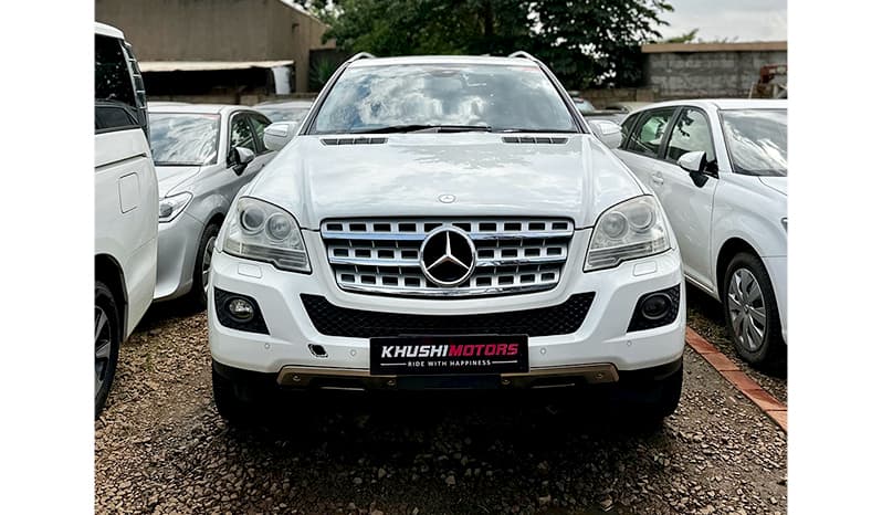 2010 Mercedes-Benz ML-Class 4MATIC ML350 image-16