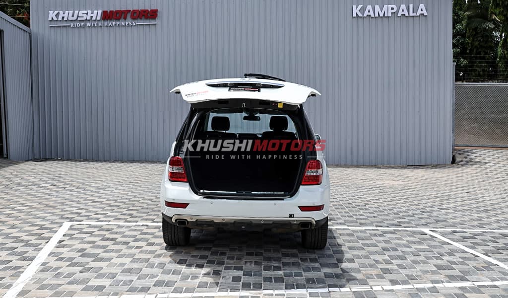 2010 Mercedes-Benz ML-Class 4MATIC ML350 image-26