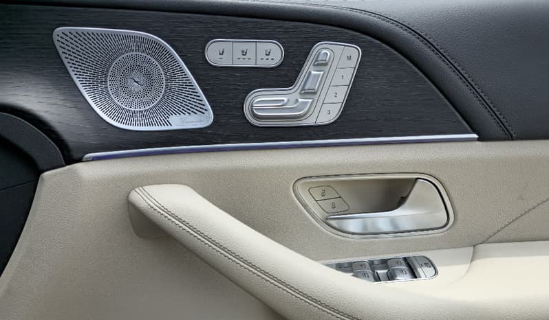 2020 Mercedes-Benz GLS-Class GLS400D image-15