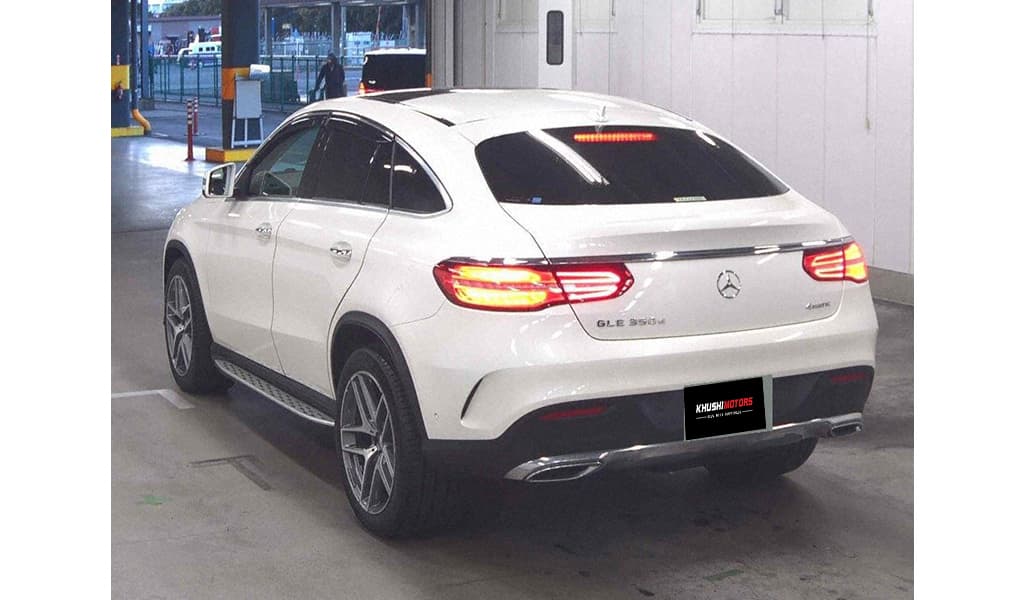 2016 Mercedes-Benz GLE-Class GLE350D image-4