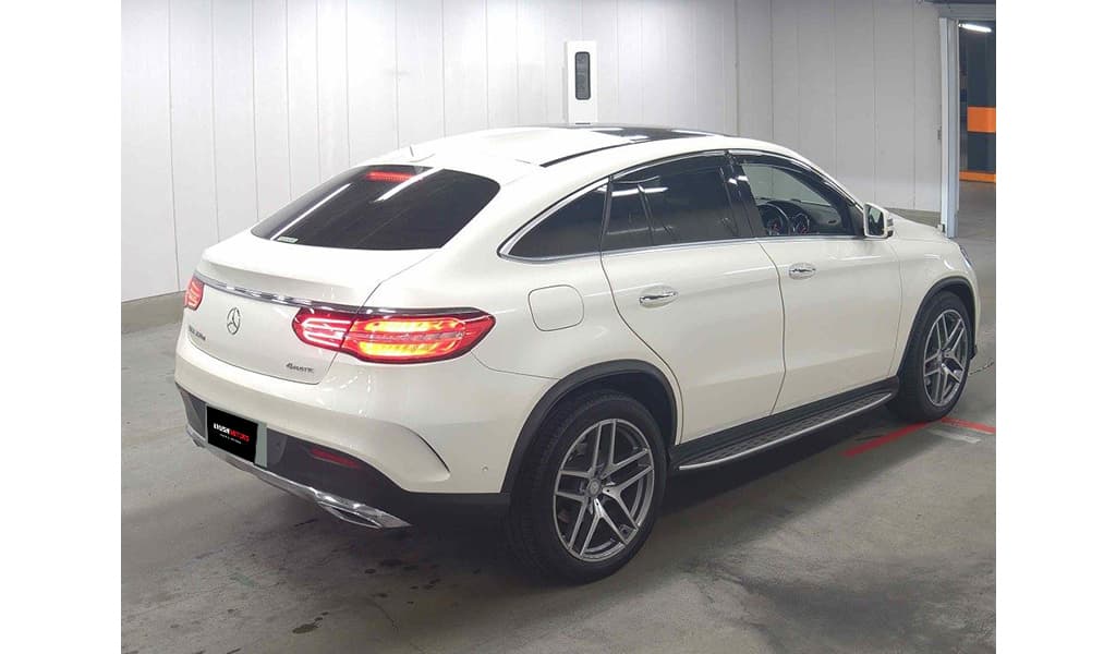 2016 Mercedes-Benz GLE-Class GLE350D image-5