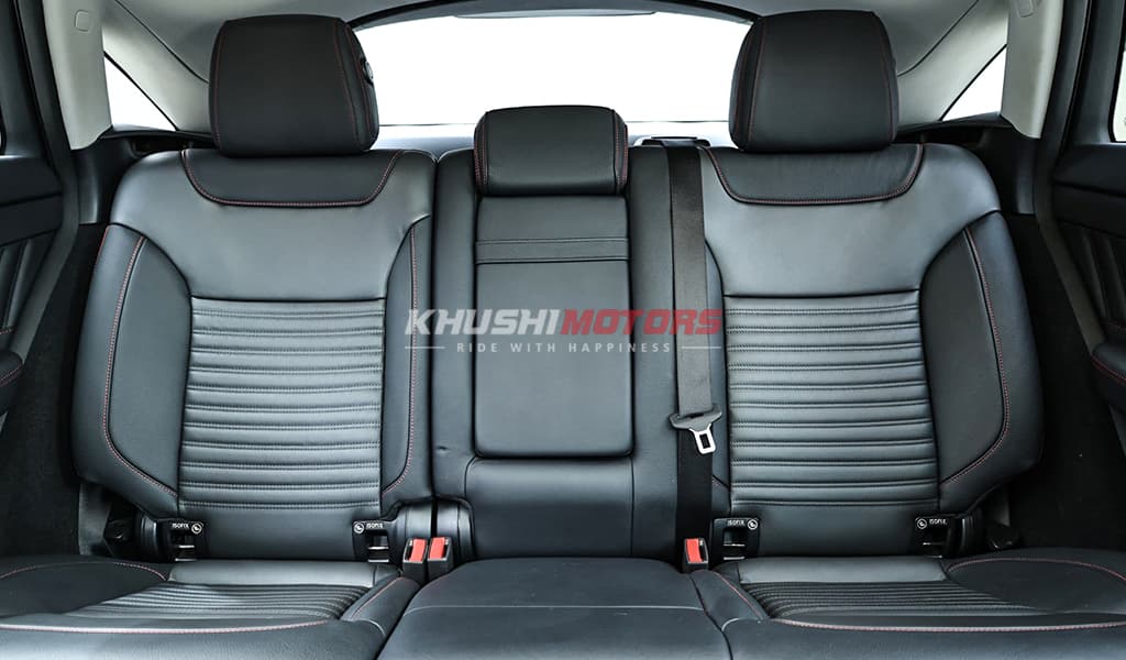 2016 Mercedes-Benz GLE-Class GLE350D image-16
