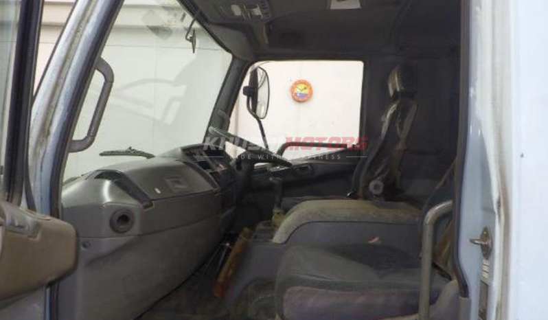1992 Mitsubishi Fuso Fighter image-2