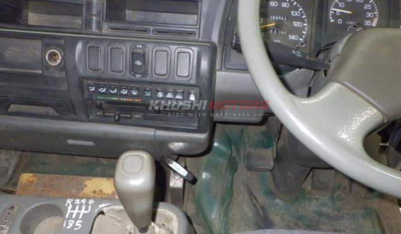 1992 Mitsubishi Fuso Fighter image-3