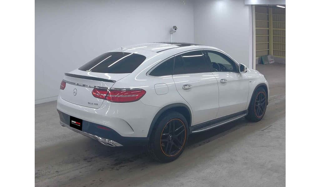 2016 Mercedes-Benz GLE-Class GLE350D image-4