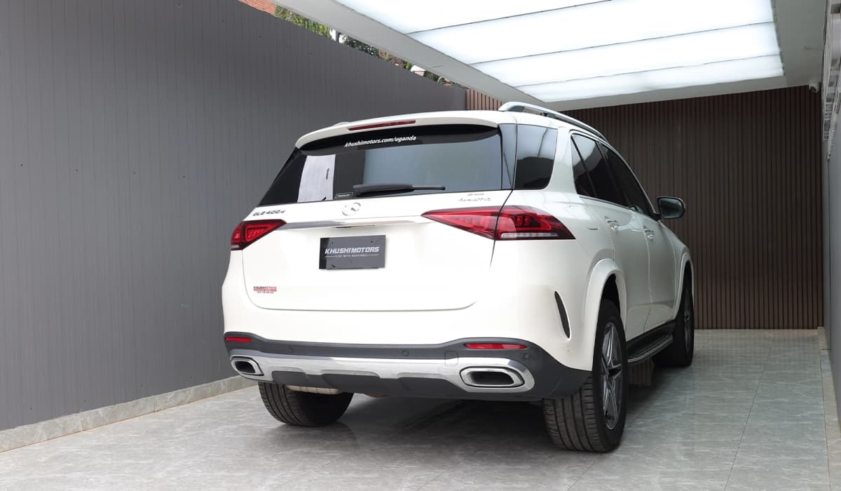 2019 Mercedes-Benz GLE-Class 4 MATIC image-5
