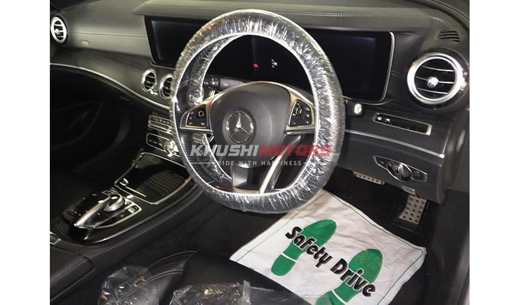 2017 Mercedes-Benz E-Class E250 image-2