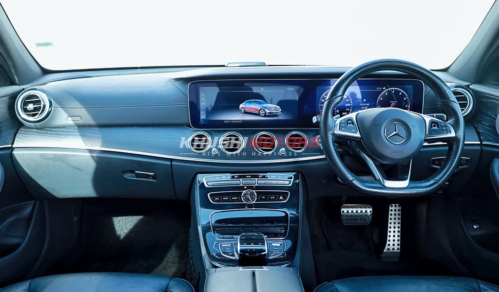 2017 Mercedes-Benz E-Class E250 image-11