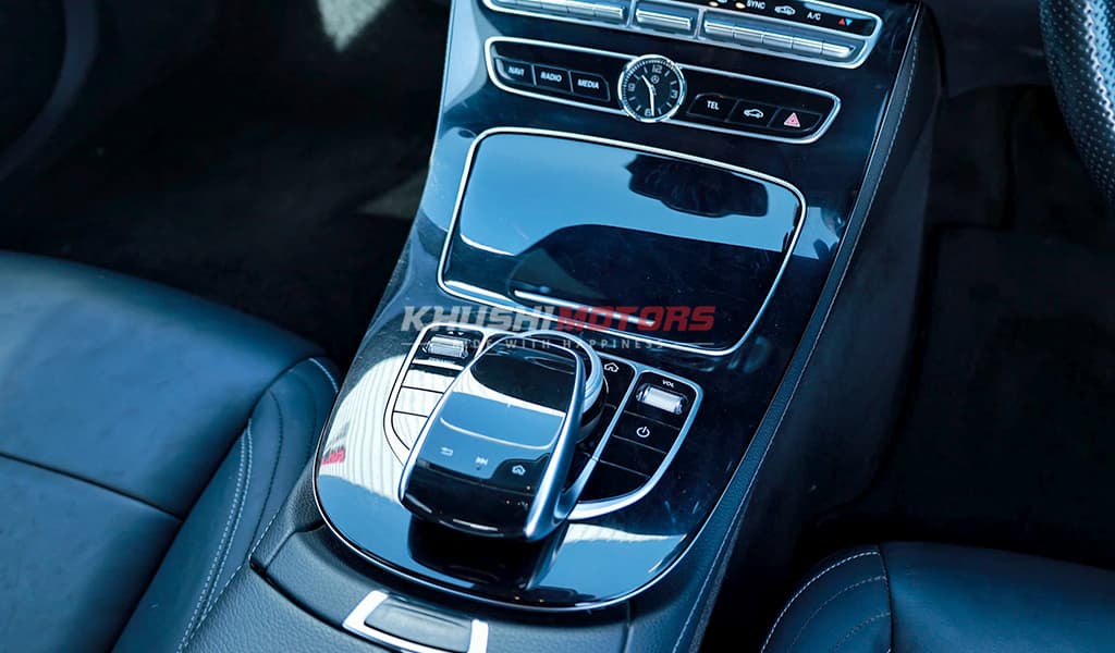 2017 Mercedes-Benz E-Class E250 image-12