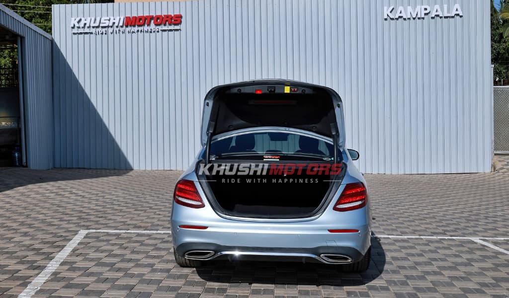 2017 Mercedes-Benz E-Class E250 image-15