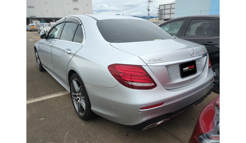 2018 Mercedes-Benz E-Class E200 image-3