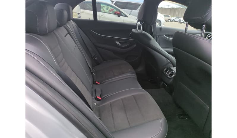 2018 Mercedes-Benz E-Class E200 image-8