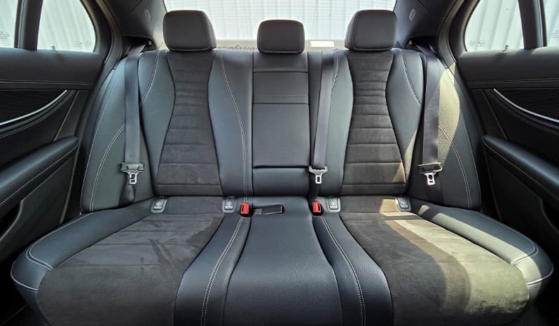 2018 Mercedes-Benz E-Class E200 image-12