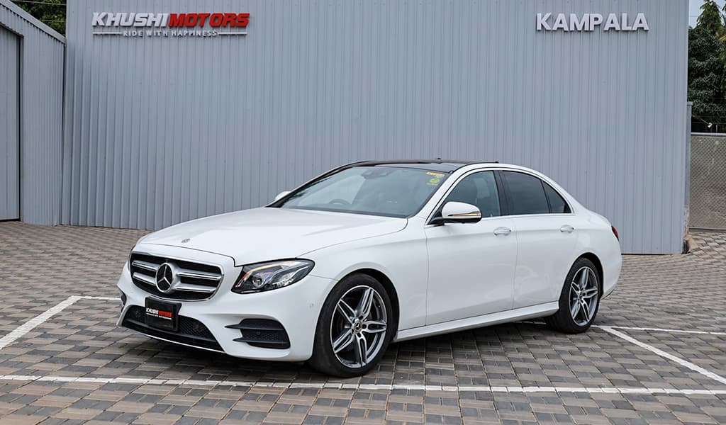2019 Mercedes-Benz E-Class E220D image-9