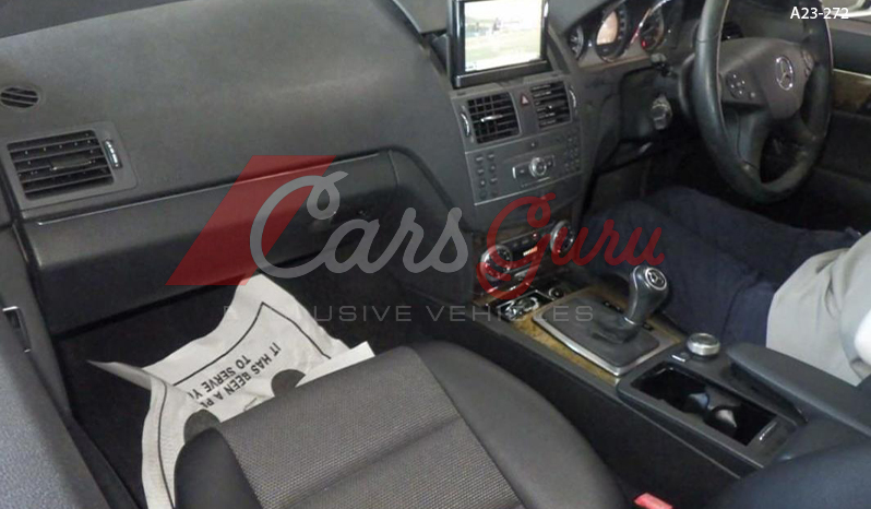 2010 Mercedes-Benz C-Class C200 image-6