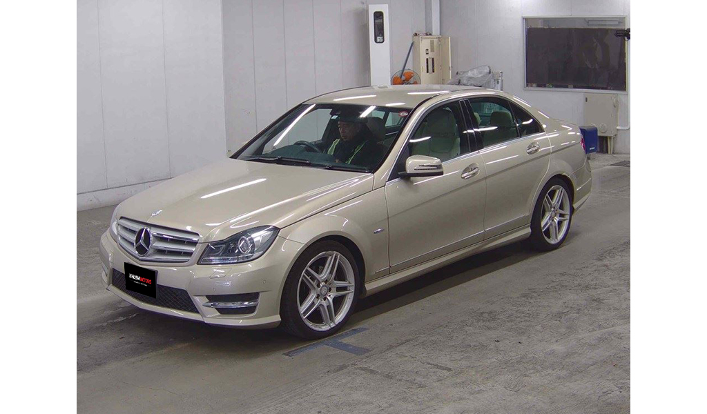 2012 Mercedes-Benz C-Class C200 image-3