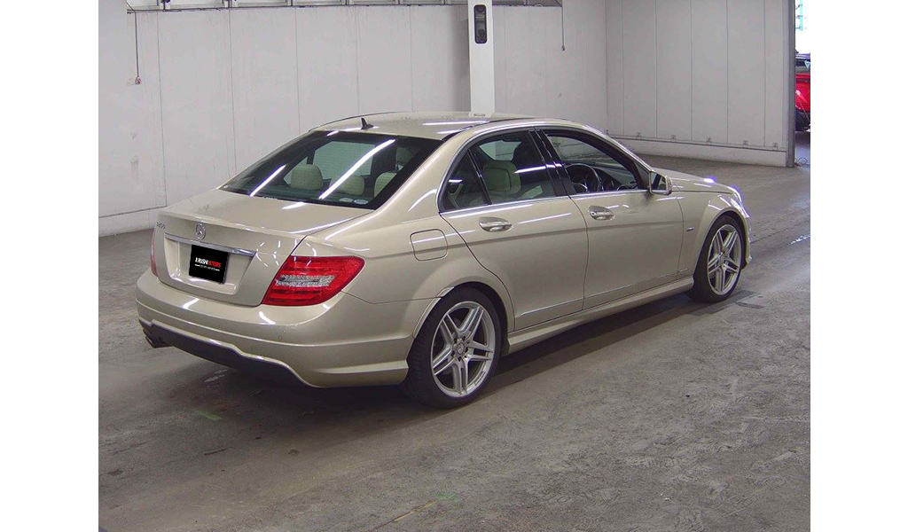 2012 Mercedes-Benz C-Class C200 image-5