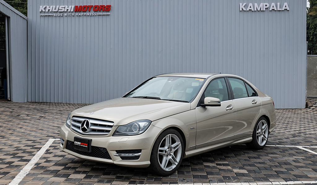 2012 Mercedes-Benz C-Class C200 image-9