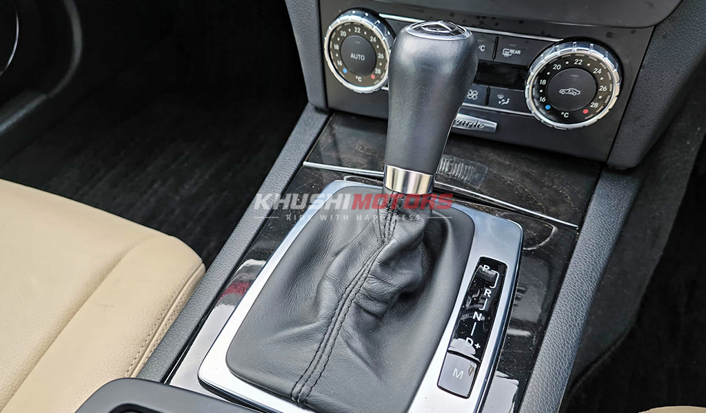 2012 Mercedes-Benz C-Class C200 image-13