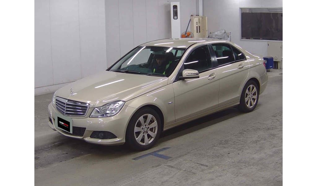 2012 Mercedes-Benz C-Class C200 image-3