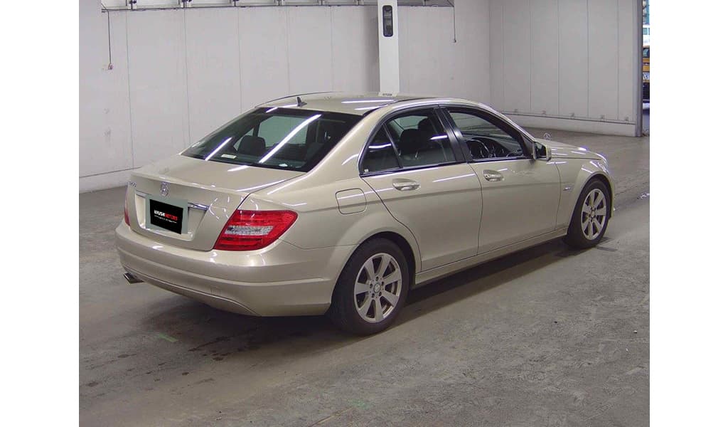 2012 Mercedes-Benz C-Class C200 image-5