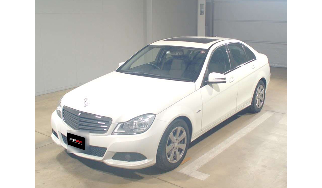 2012 Mercedes-Benz C-Class C180 image-3