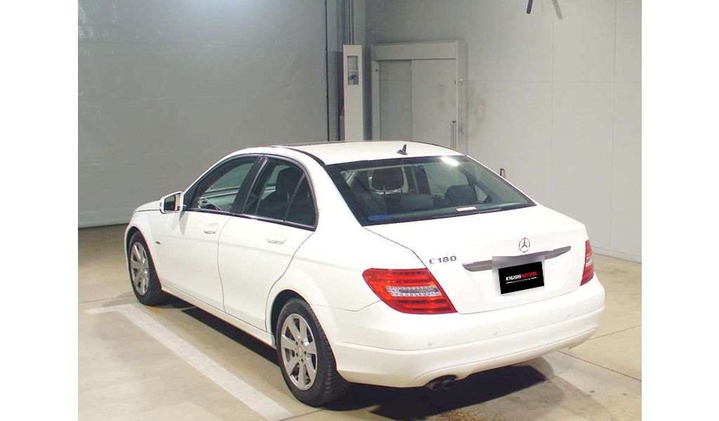 2012 Mercedes-Benz C-Class C180 image-4