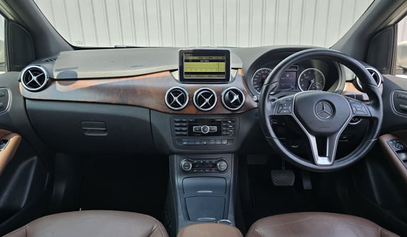 2012 Mercedes-Benz B-Class B180 image-12