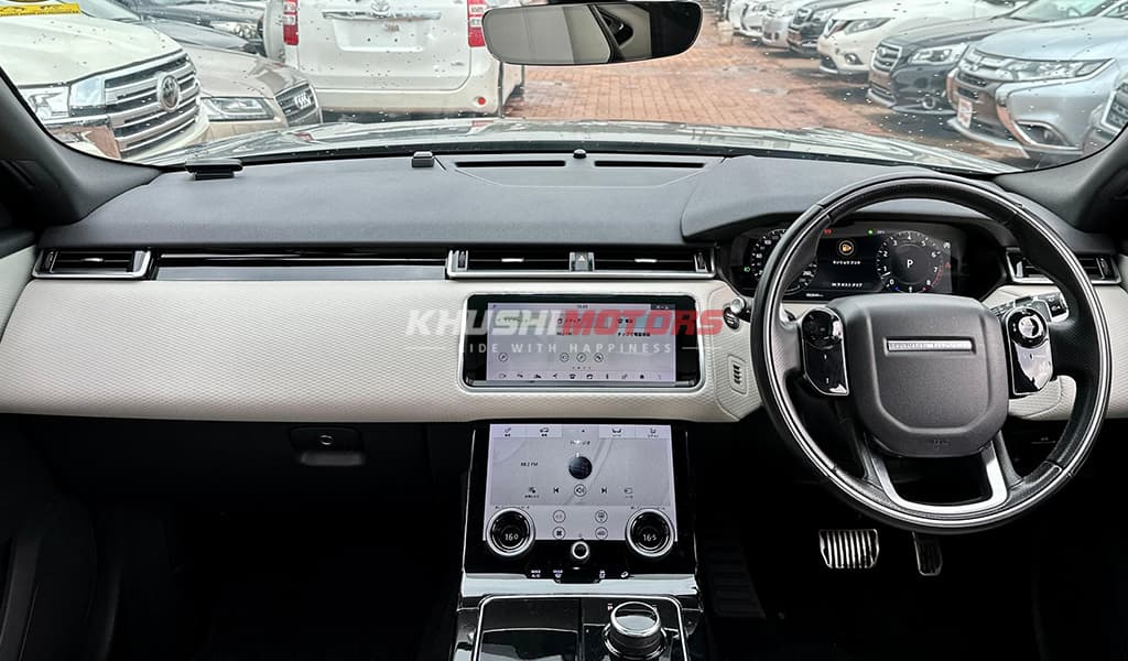 2018 Land Rover Range Rover Velar image-13