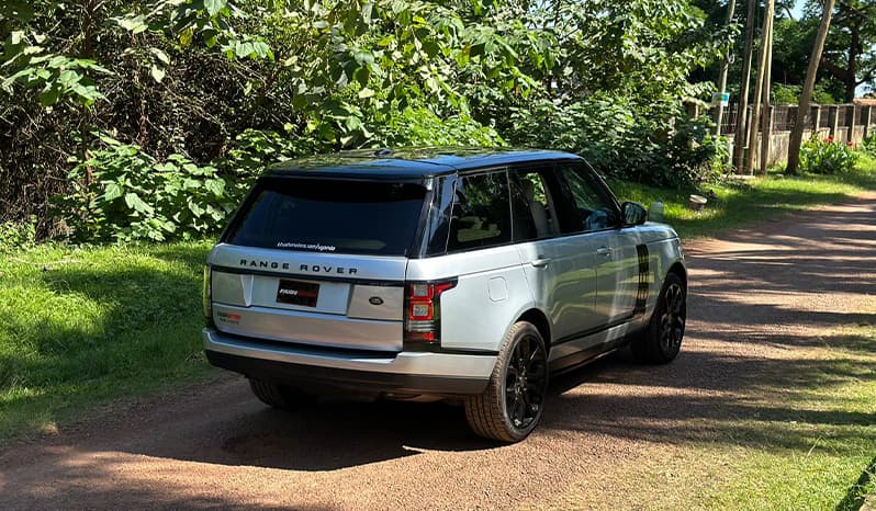 2015 Land Rover Range Rover Vogue image-8