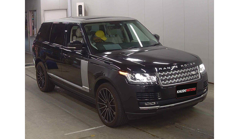 2015 Land Rover Range Rover Vogue image-1