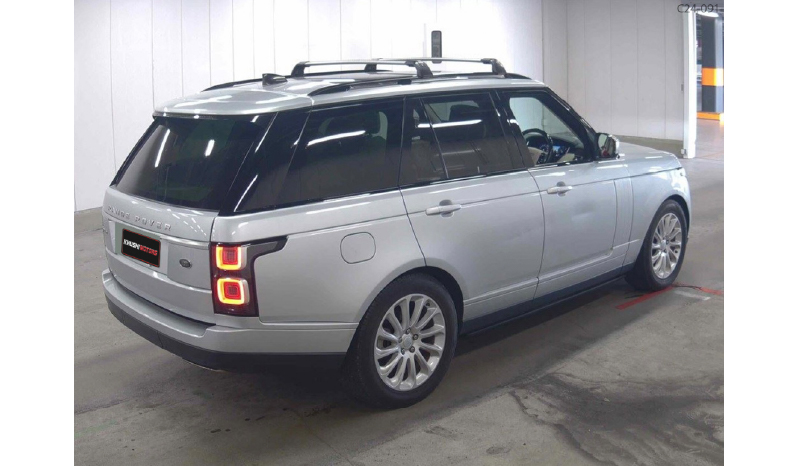 2019 Land Rover Range Rover Vogue image-6