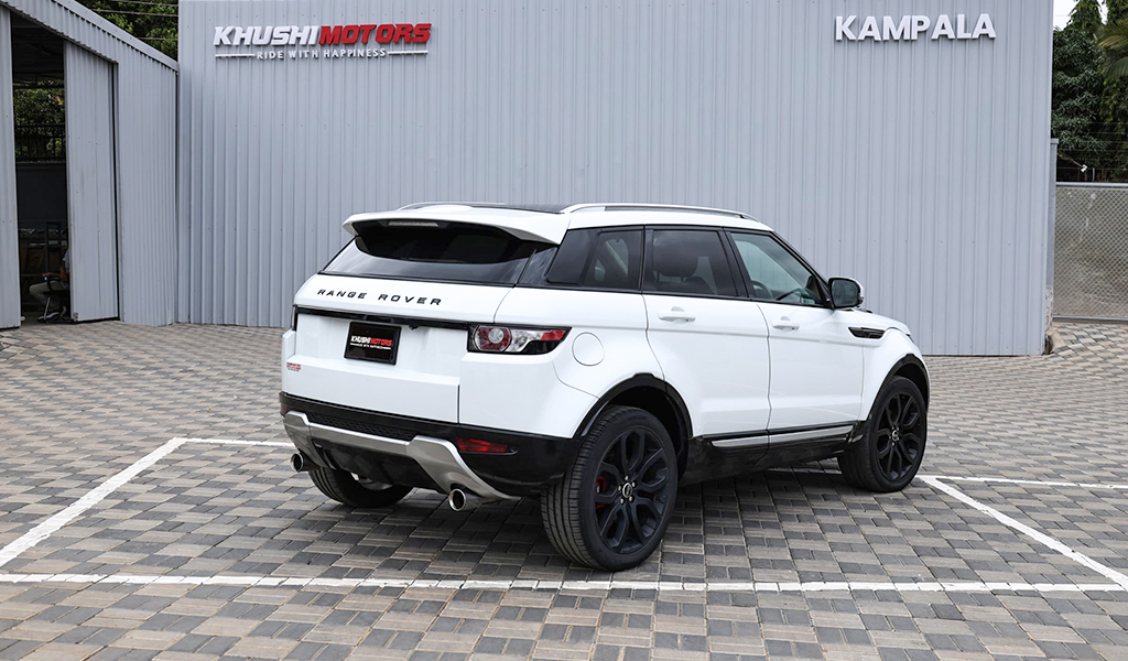 2012 Land Rover Evoque image-11