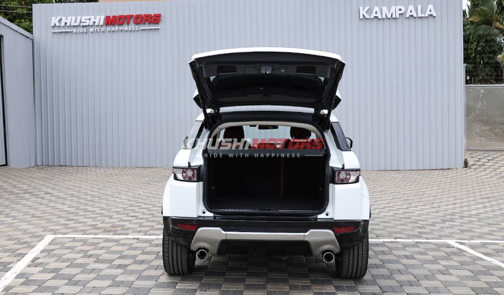2012 Land Rover Evoque image-16