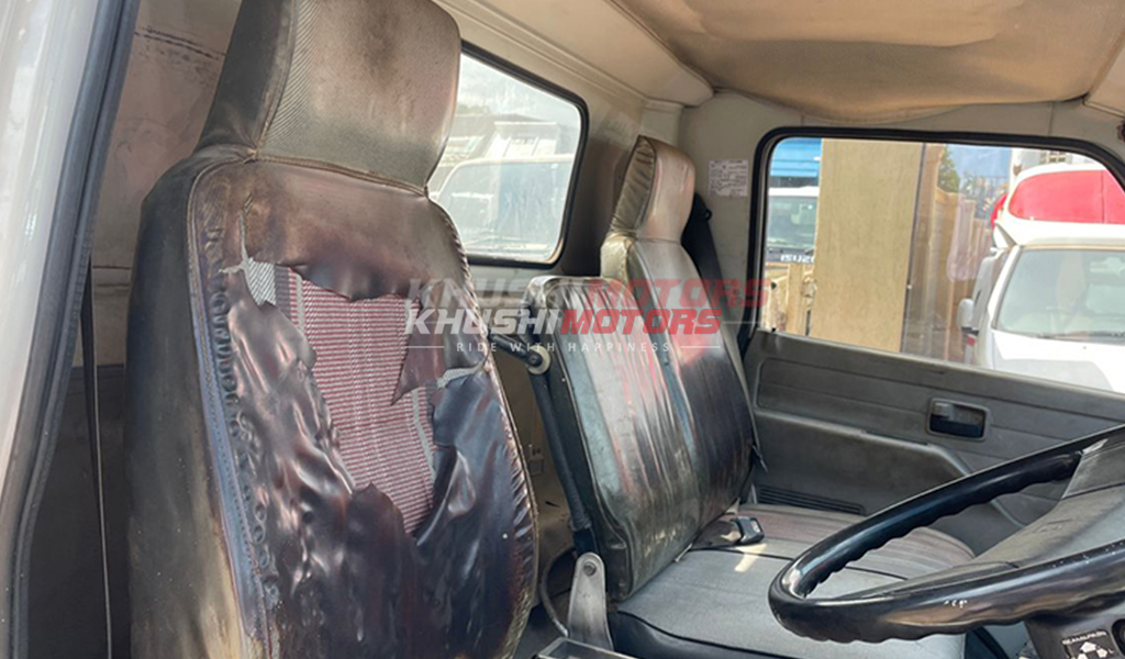 1987 Isuzu Elf Crane 2Ton Crane image-3