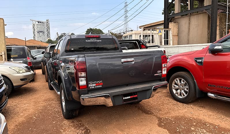 2015 Isuzu DMax 3000Cc image-8