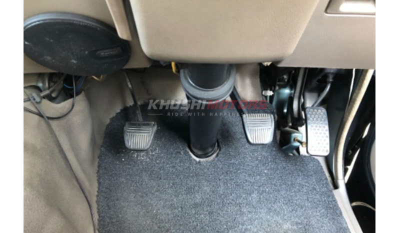 1997 Toyota Coaster image-3