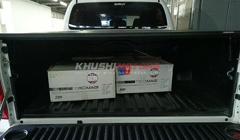 2018 Toyota Hilux image-6